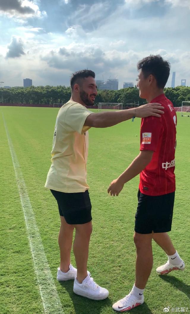 开云官网-武磊甘做拐棍相助老友入戏 巴尔加斯：融入超预期！